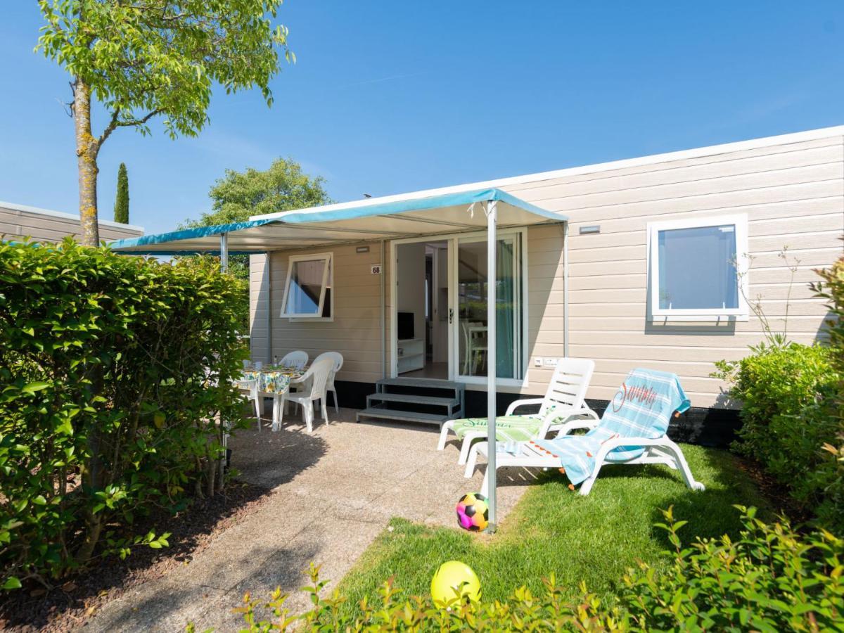 Holiday Home Garda Suite Deluxe By Interhome Ривольтелла Экстерьер фото