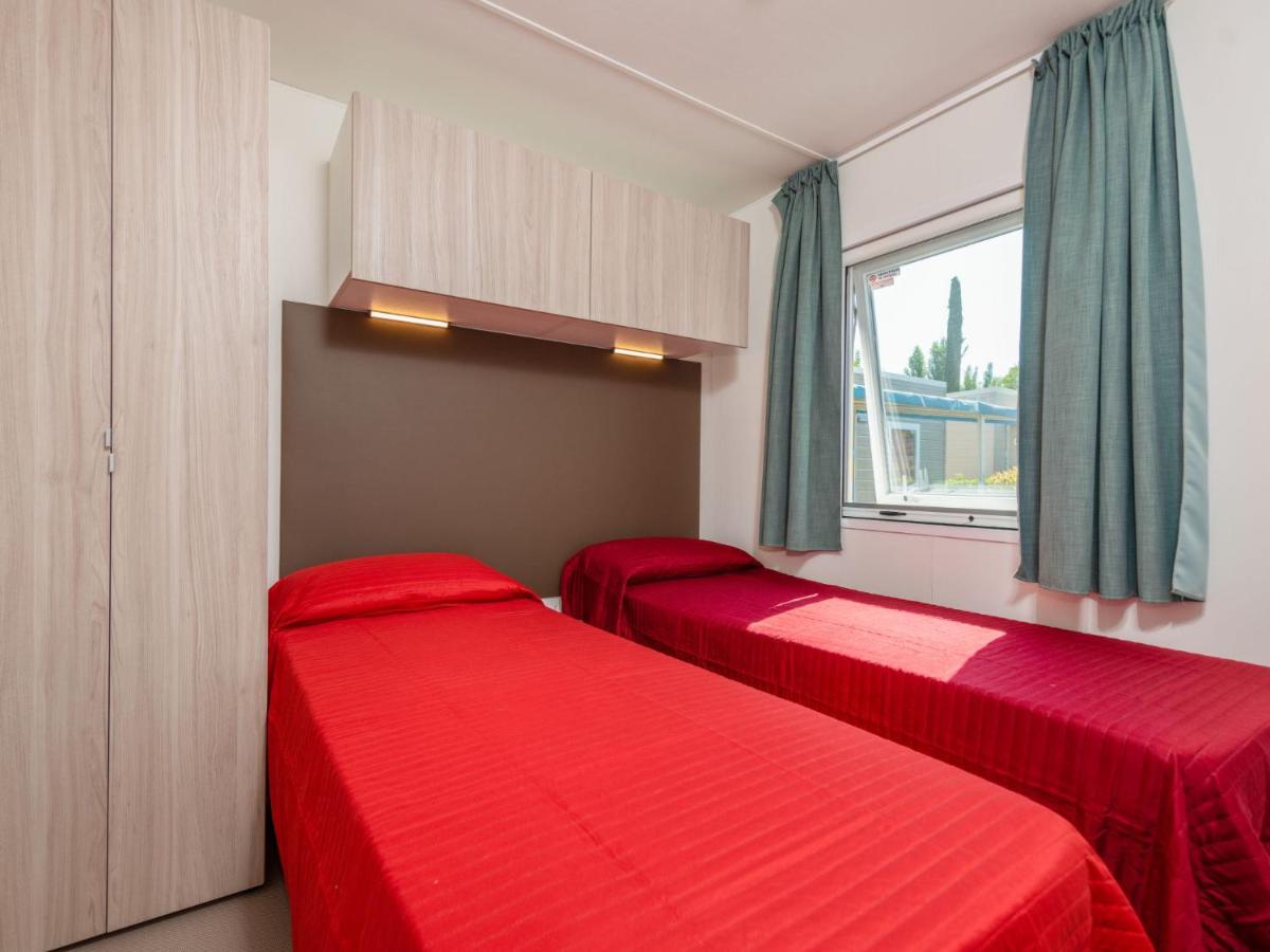 Holiday Home Garda Suite Deluxe By Interhome Ривольтелла Экстерьер фото